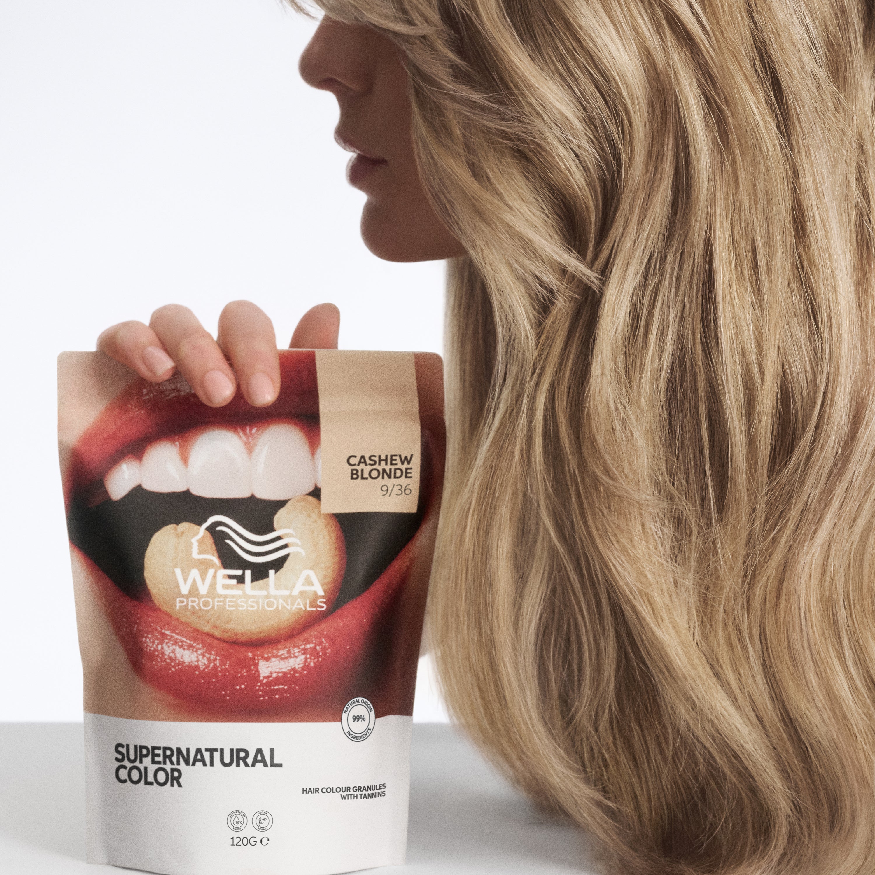 Wella Professional Supernatural Color 9/36 Cashew Blonde (120 g)
